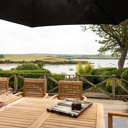 Little Holiday home *